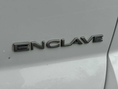 Used 2015 Buick Enclave Leather image 11