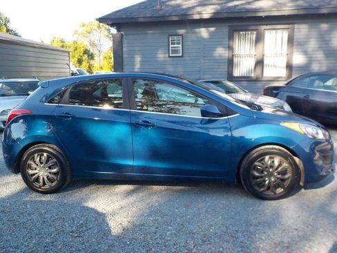 Used 2016 Hyundai Elantra GT image 6