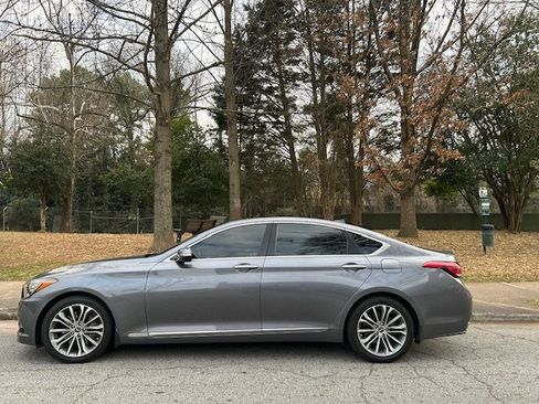 Used 2015 Hyundai Genesis 3.8 w/ Option Group 03 image 2
