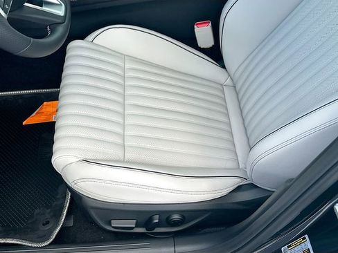 Certified 2025 Genesis G70 2.5T w/ Sport Prestige Package image 21