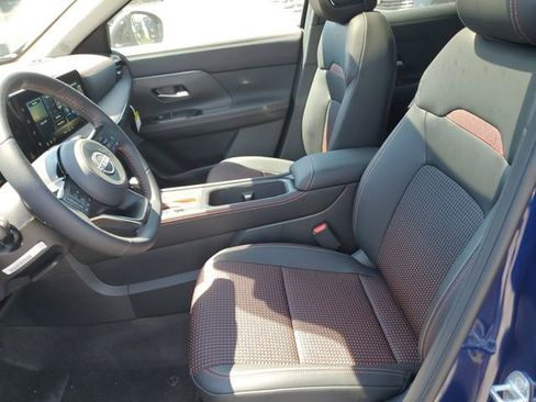 New 2026 Nissan Kicks SR w/ SR Premium Package FWD image 19