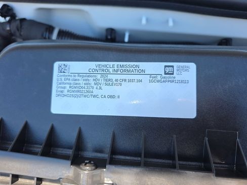 Used 2024 Chevrolet Express 2500 w/ Driver Convenience Package RWD image 34