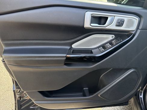 Used 2022 Ford Explorer ST w/ Equipment Group 401A AWD/4WD image 10