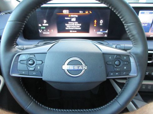 Used 2026 Nissan Sentra SL w/ Floor Mat Package FWD image 25
