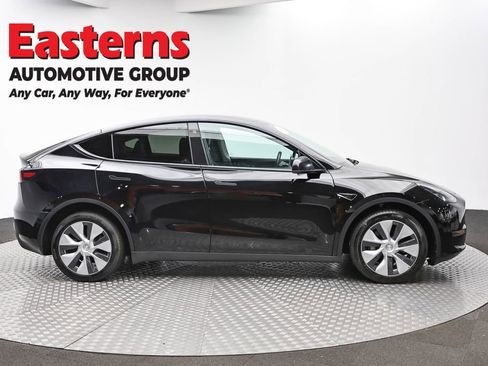 Used 2021 Tesla Model Y Long Range AWD/4WD image 4