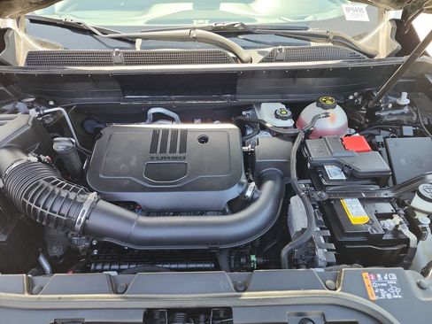 Certified 2023 GMC Acadia SLT AWD/4WD image 25