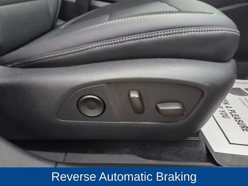 Used 2024 Chevrolet Blazer EV LT AWD/4WD image 38