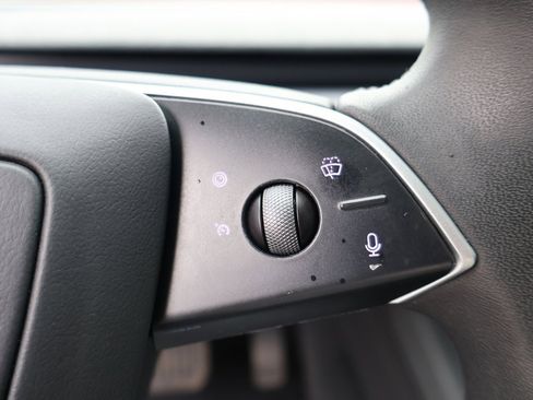 Used 2024 Tesla Model 3 Standard Range image 44