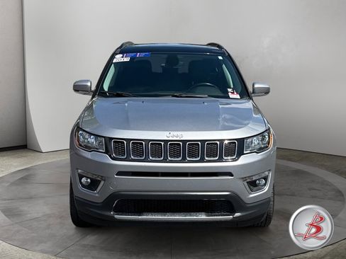 Used 2019 Jeep Compass Limited AWD/4WD image 2