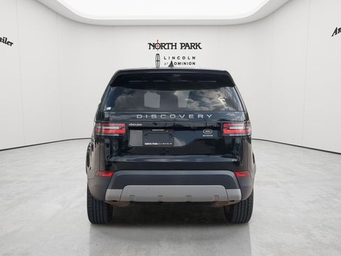 Used 2018 Land Rover Discovery HSE AWD/4WD image 4