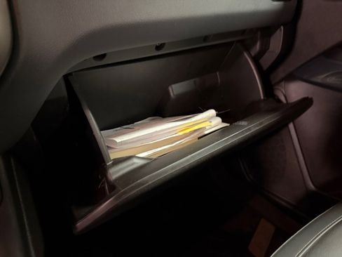 Used 2016 Chevrolet Colorado Z71 image 37