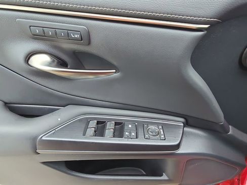 Used 2021 Lexus ES 350 F Sport w/ Accessory Package 2 FWD image 16