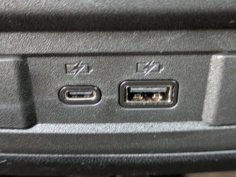 New 2026 Chevrolet Colorado Z71 w/ Technology Package AWD/4WD image 8