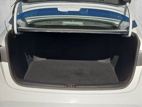 Used 2024 Toyota Corolla LE FWD image 6