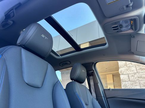 New 2026 Buick Encore GX Sport Touring w/ Comfort Package image 17