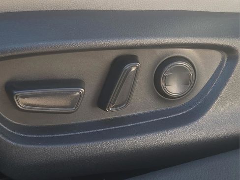 New 2026 Toyota Camry SE image 18