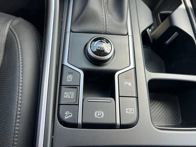 Certified 2024 Kia Sorento S w/ Panoramic Sunroof Package FWD image 30