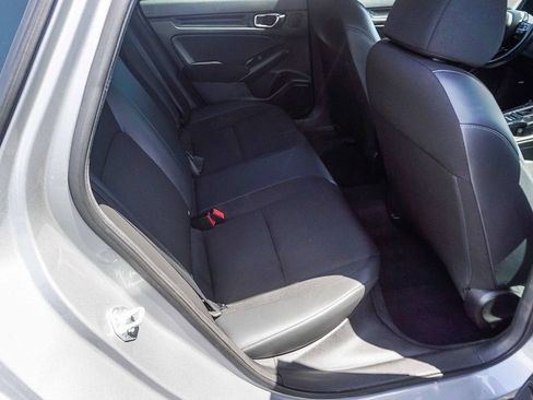 Used 2022 Honda Civic Sport image 13