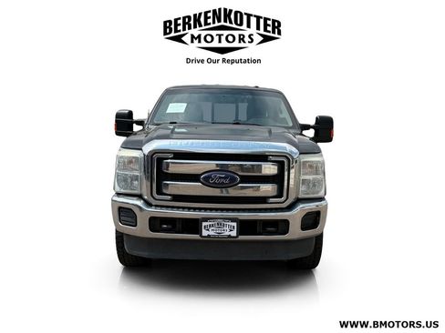 Used 2016 Ford F250 XLT w/ XLT Interior Package AWD/4WD image 8