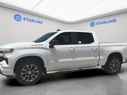 Used 2023 Chevrolet Silverado 1500 RST RWD image 2