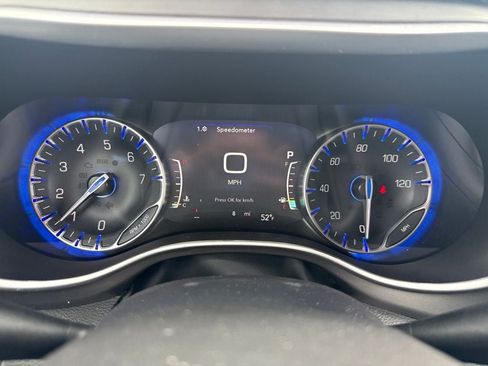 New 2027 Chrysler Pacifica Select AWD/4WD image 32