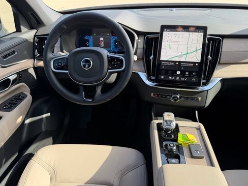 New 2026 Volvo XC90 T8 Core w/ Protection Package Premier AWD/4WD image 13