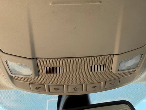 Used 2019 Ford Fusion SE FWD image 10