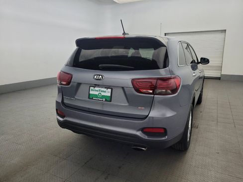 Used 2020 Kia Sorento LX AWD/4WD image 7