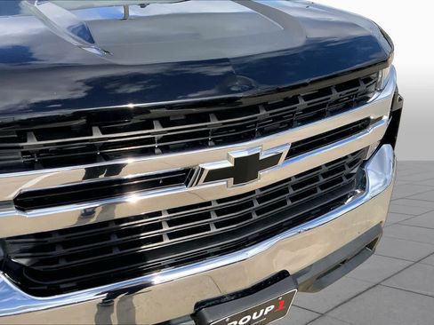 Used 2022 Chevrolet Silverado 1500 LT RWD image 29