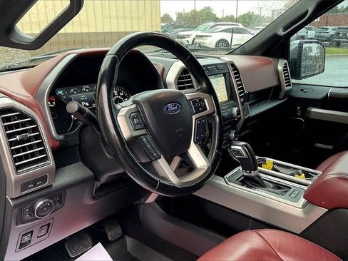 Used 2018 Ford F150 Platinum w/ Equipment Group 701A Luxury image 34