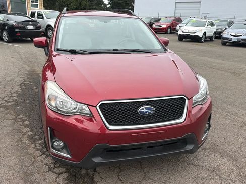Used 2017 Subaru Crosstrek 2.0i Premium AWD/4WD image 1