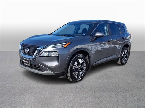 Used 2023 Nissan Rogue SV image 1