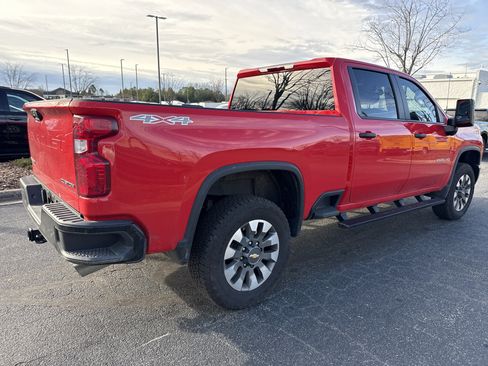 Certified 2025 Chevrolet Silverado 2500 Custom w/ Custom Convenience Package image 10
