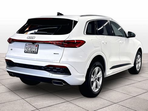 Used 2025 Audi Q5 Premium AWD/4WD image 14