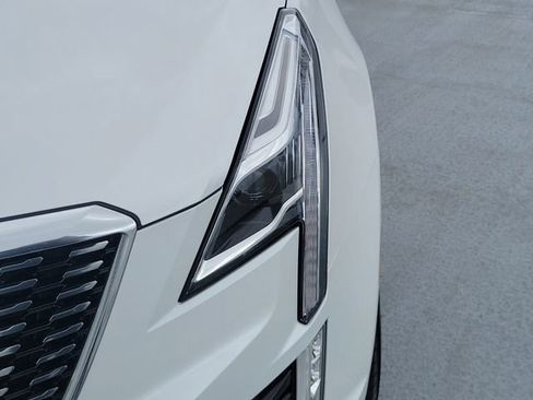 Used 2023 Cadillac XT5 Premium Luxury image 10