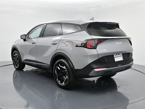 New 2026 Kia Sportage S image 6