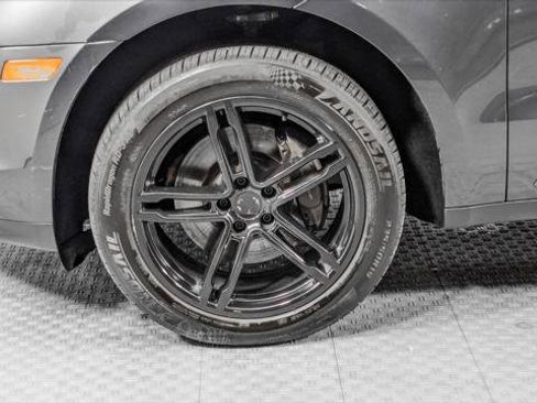 Used 2019 Porsche Macan AWD/4WD image 32