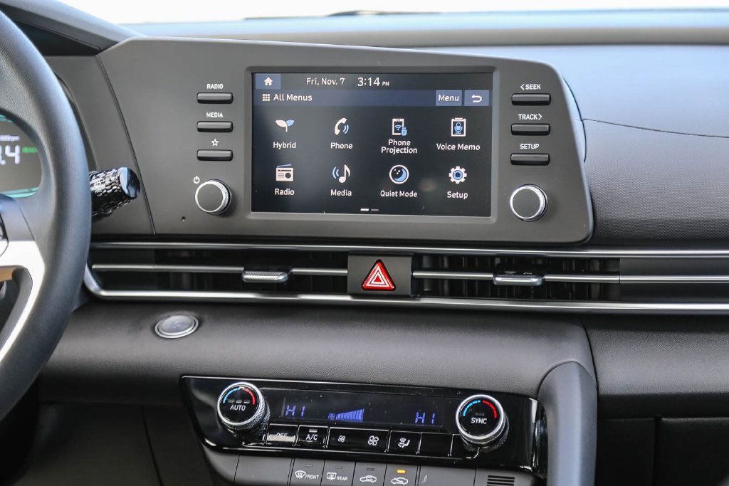 New 2026 Hyundai Elantra Hybrid w/ Cargo Package FWD image 15