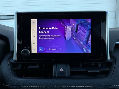 Used 2025 Toyota RAV4 XLE image 30