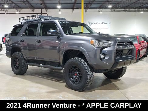 Used 2021 Toyota 4Runner Venture w/ Moonroof Package AWD/4WD image 3