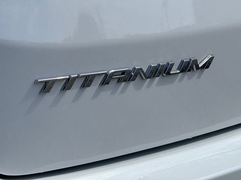 Used 2024 Ford Edge Titanium w/ Equipment Group 301A AWD/4WD image 10