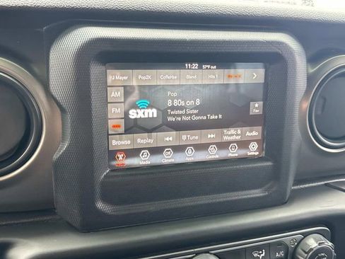 Used 2019 Jeep Wrangler Unlimited Sport S image 33