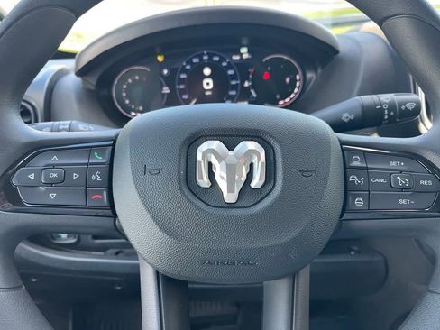 New 2025 RAM ProMaster 2500 w/ Quick Order Package 22G SLT image 15