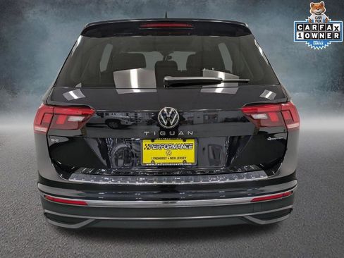 Used 2022 Volkswagen Tiguan SE image 6