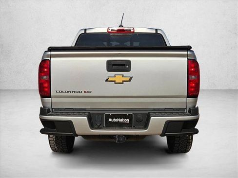 Used 2018 Chevrolet Colorado Z71 AWD/4WD image 7