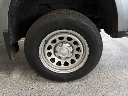 Used 2023 Chevrolet Colorado W/T RWD image 26