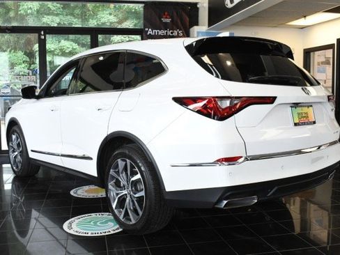 Used 2023 Acura MDX SH-AWD w/ Technology Package image 8