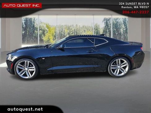 Used 2018 Chevrolet Camaro LT w/ RS Package image 8
