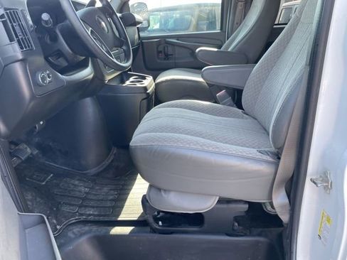 Used 2014 Chevrolet Express 3500 LT w/ LT Preferred Equipment Group RWD image 5
