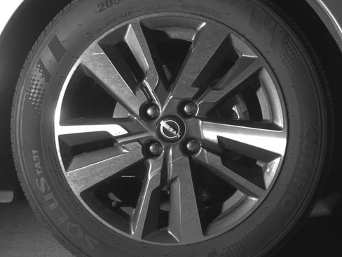 Used 2025 Nissan Versa SV FWD image 13